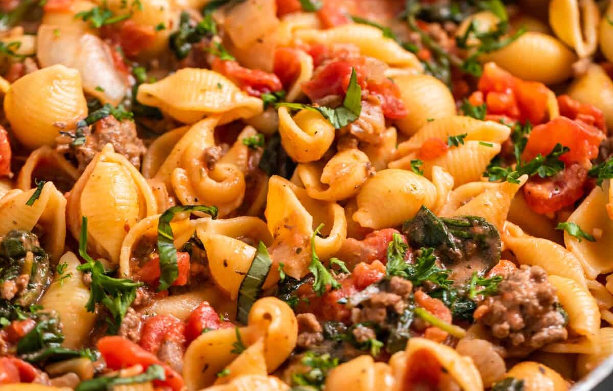 Ground Beef Pasta Skillet: A Comforting One-Pot Wonder